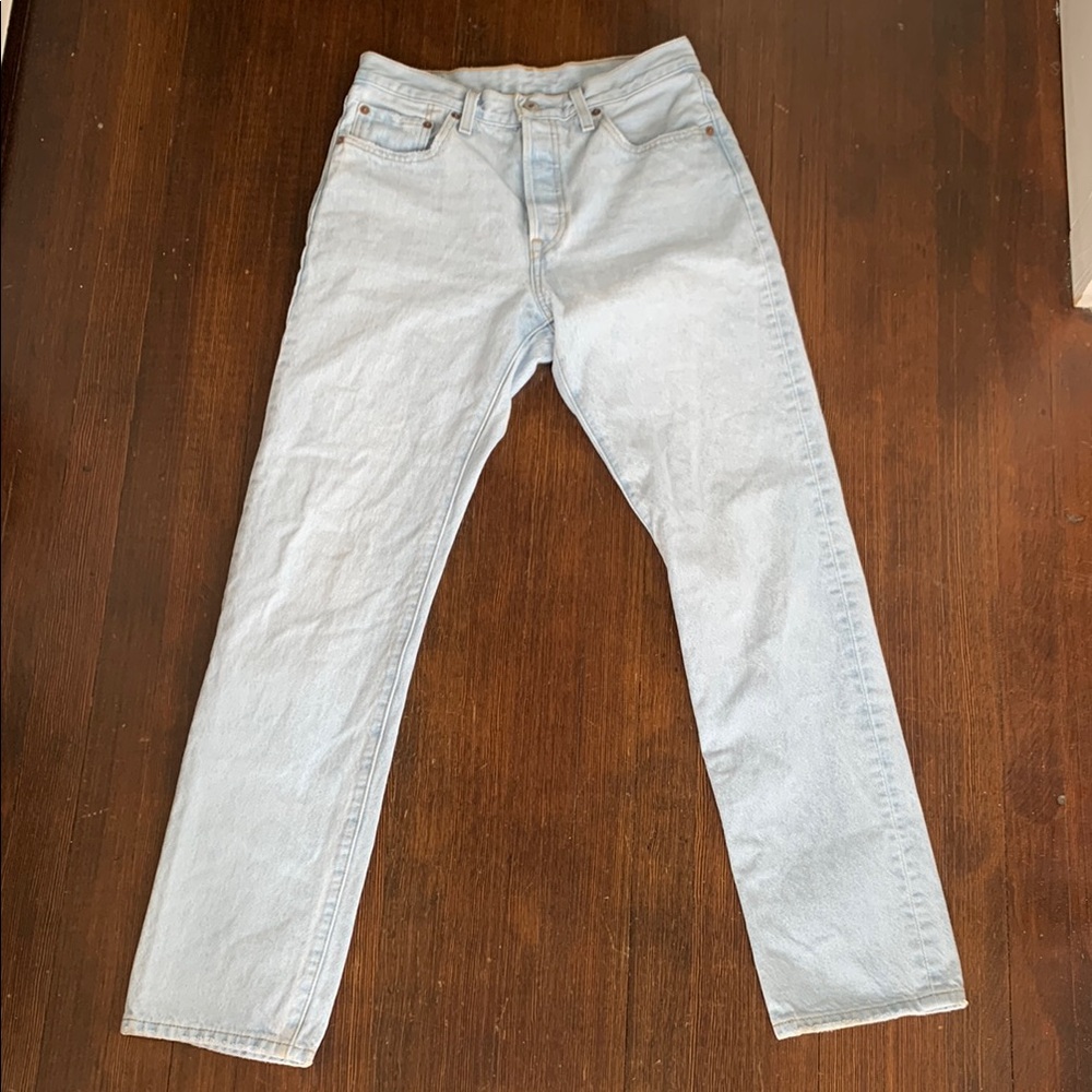 Levi’s 501 Light Wash High Rise Jeans W28 L32